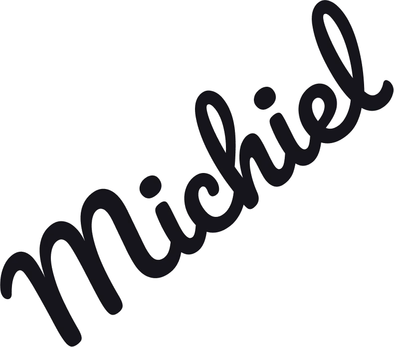 17e774f6 hero signeture